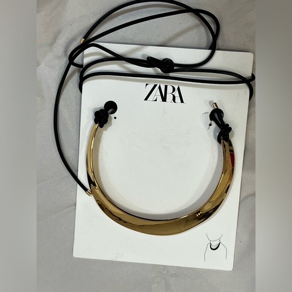 NWT- Zara zinc and genuine sheep skin leather necklace- corded with metal plaque - Picture 3 of 4
